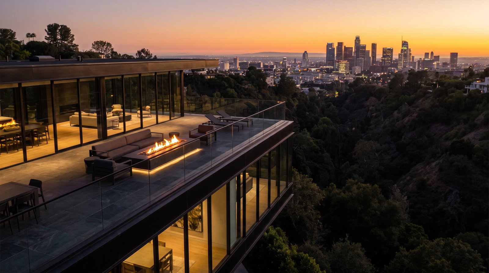 Terraza de lujo al atardecer con vista al horizonte de la ciudad